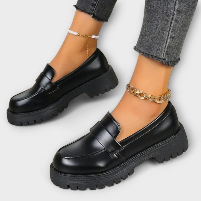 Katrine - Satin-loafers med kilehæl