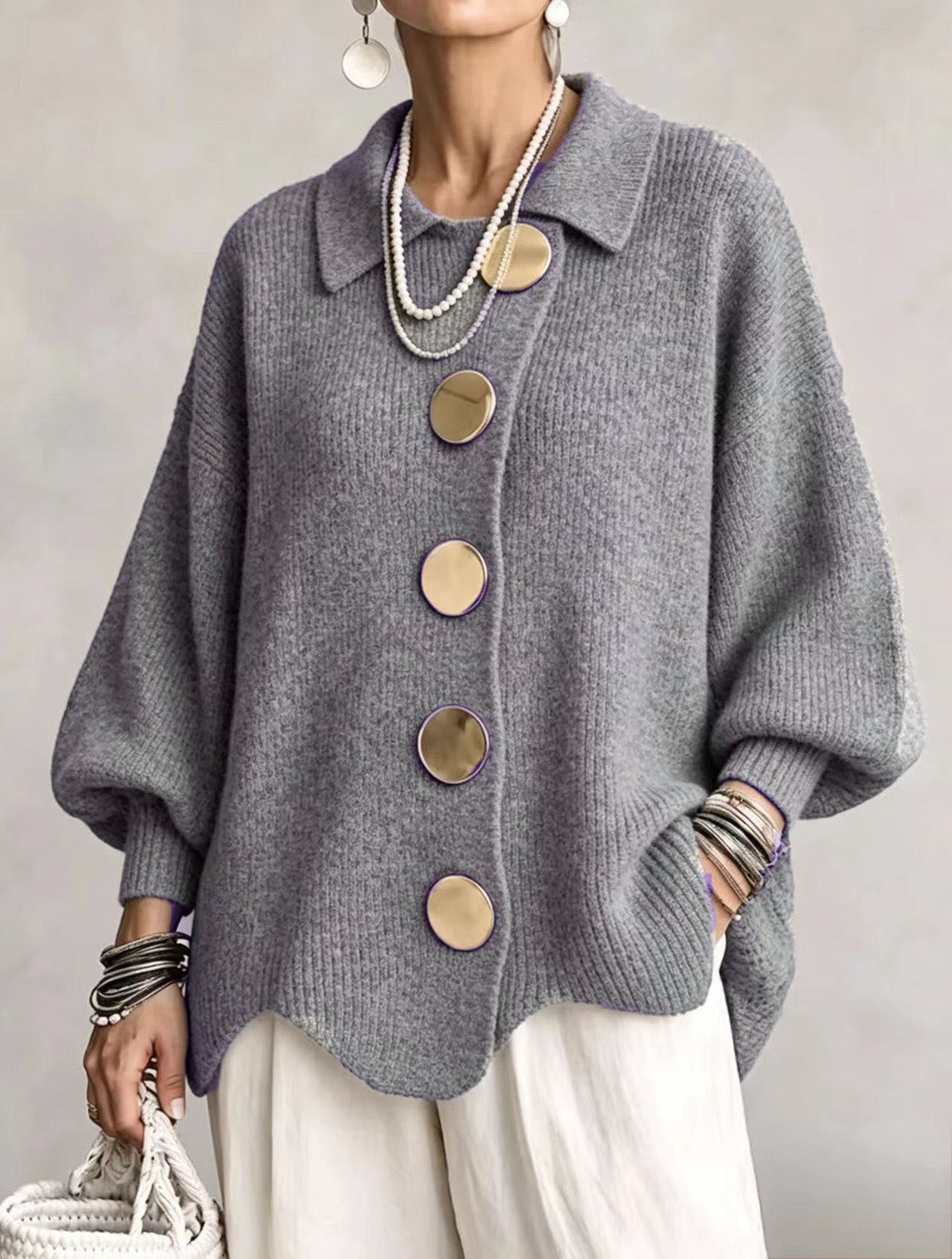 Victoire | Cardigan oversized com grandes botões dourados para Mulher