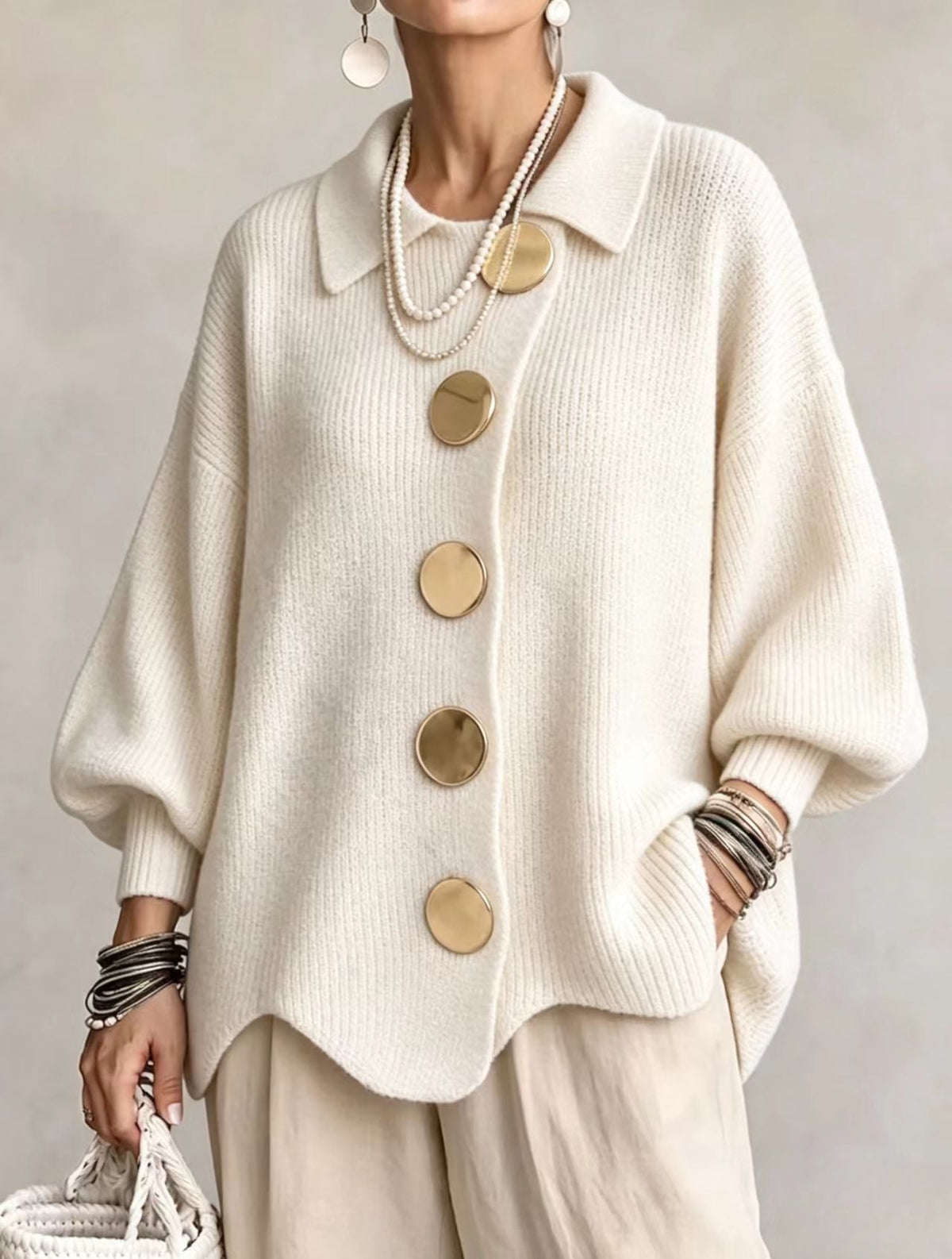 Victoire | Cardigan oversized com grandes botões dourados para Mulher