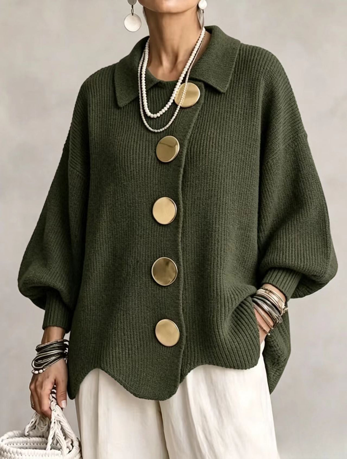 Victoire | Cardigan oversized com grandes botões dourados para Mulher