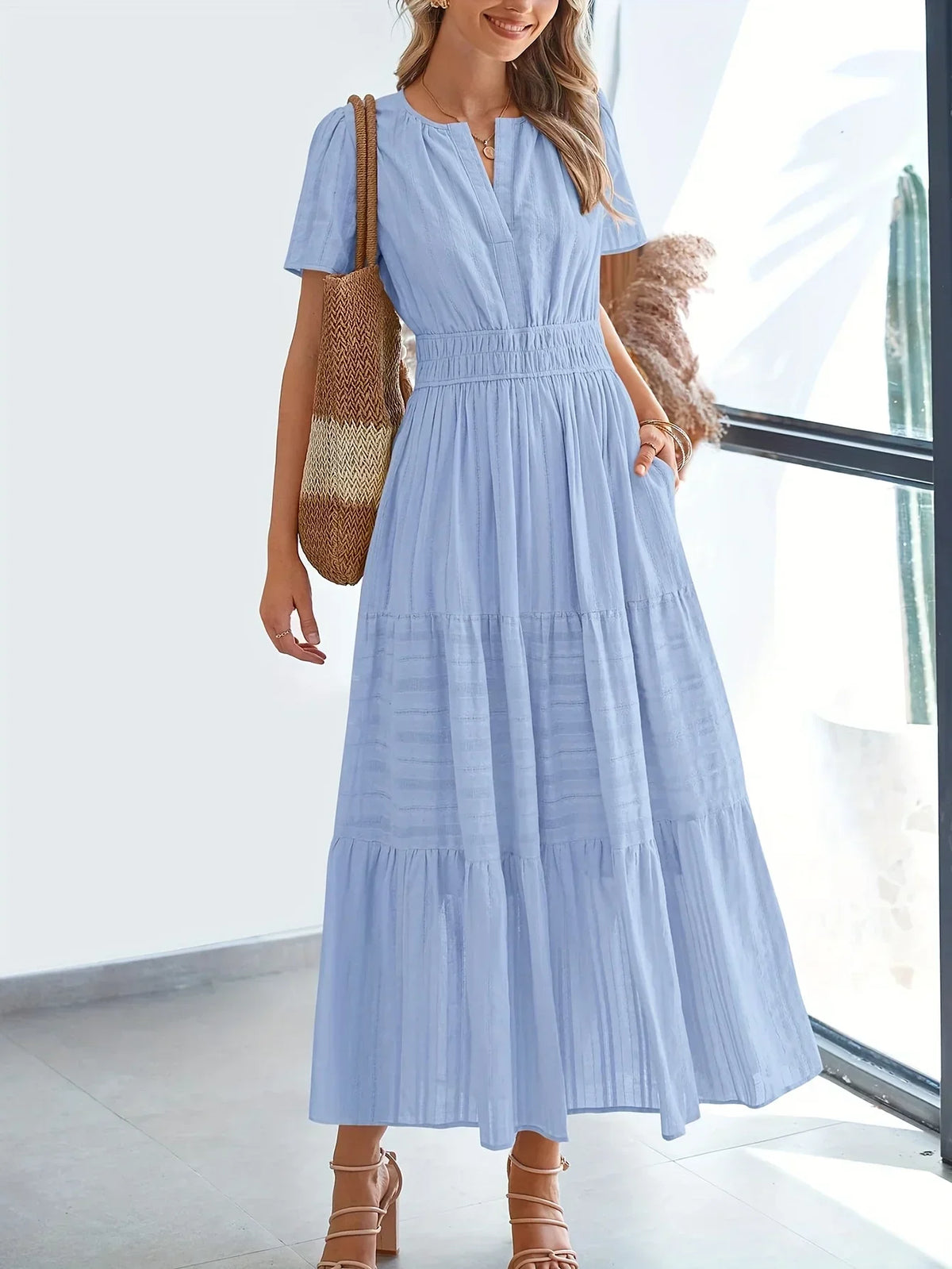Maria D´ouro | VESTIDO ELEGANTE E LISONJANTE