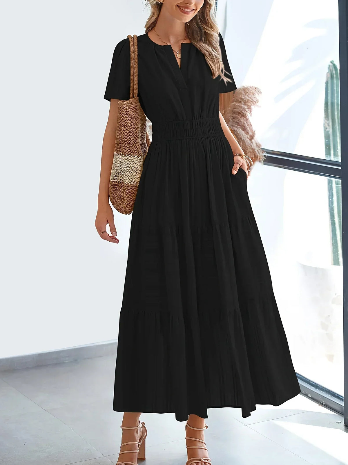 Maria D´ouro | VESTIDO ELEGANTE E LISONJANTE