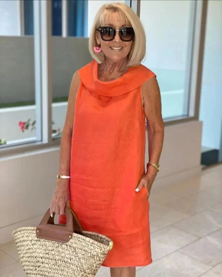 Perla – Vestido tubinho sem mangas com gola redonda
