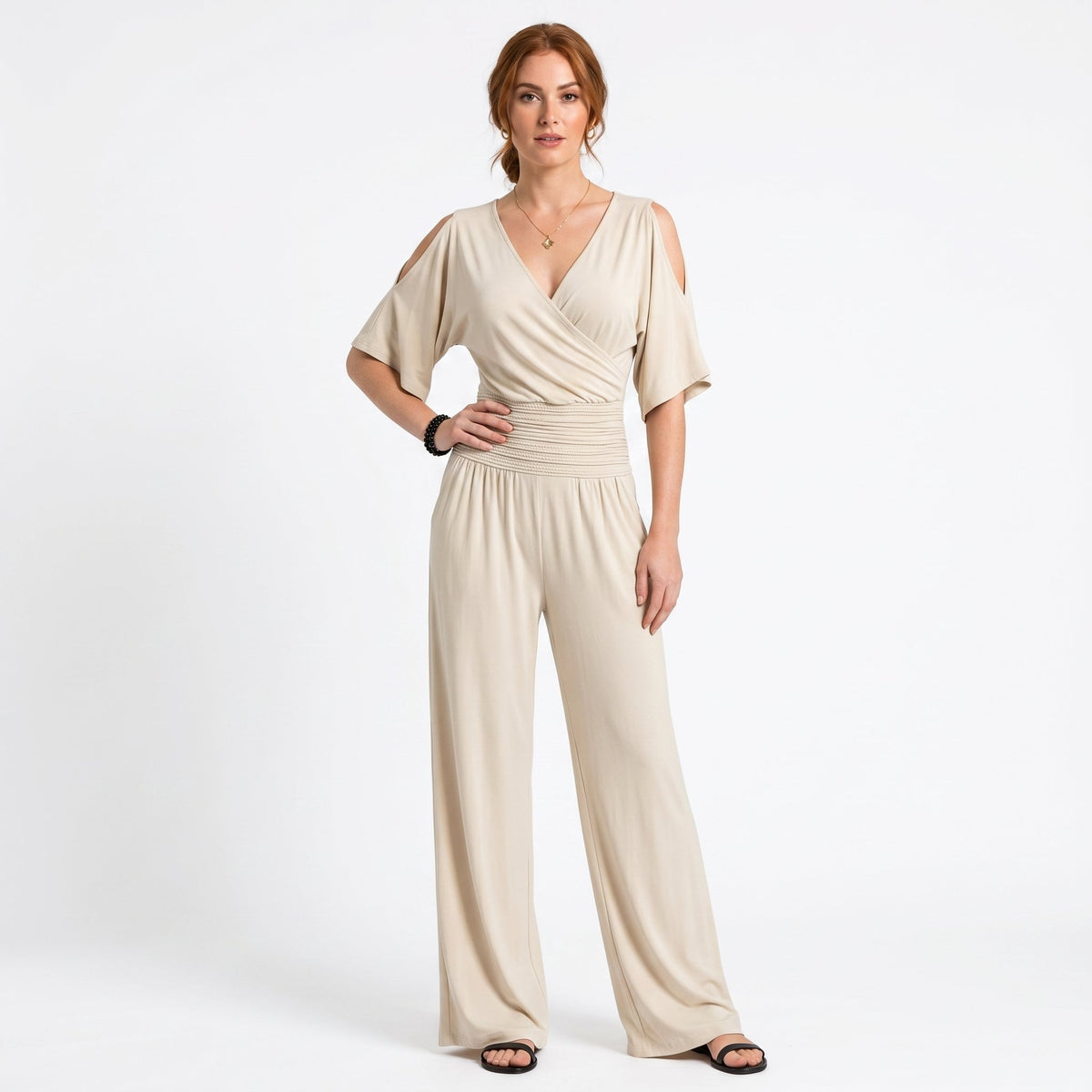 Núria | Flydende Jumpsuit med Krydset Halsudskæring